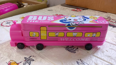 Bus-shaped pencil case with movable wheels, double decker.