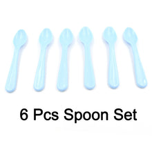 Heat-resistant plastic spoons for kitchen use.